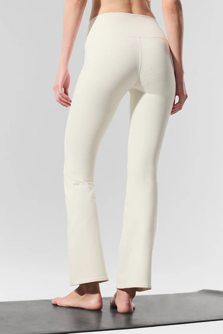Airbrush High-Waist 7/8 Bootcut Legging "Ivory"